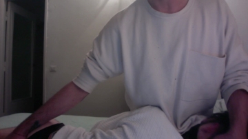 0Gayboyshot  19-04-2021